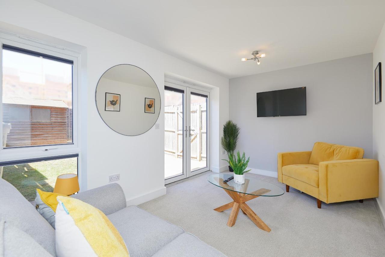 Apartamento 2 Bed Premium House - Driveway Parking - Royal Hospital 3 Mins